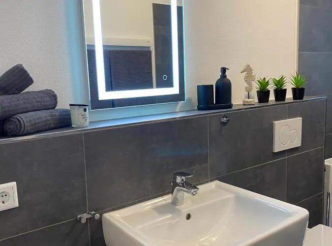 - Wood Appartement Bielefeld